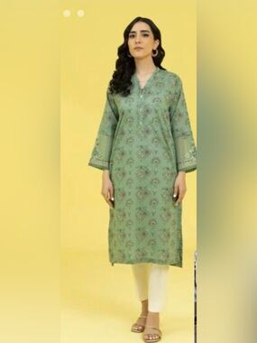 Sapphire embroidered cotton shirt